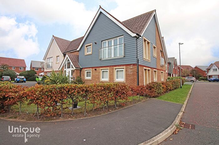 2 Bedroom Flat For Sale In Windward Avenue, Fleetwood, FY7