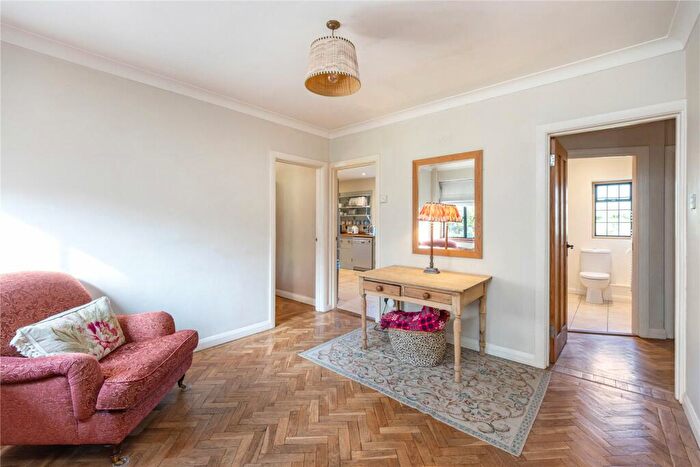 3 Bedroom Bungalow For Sale In Warren Road, Guildford, Surrey, GU1