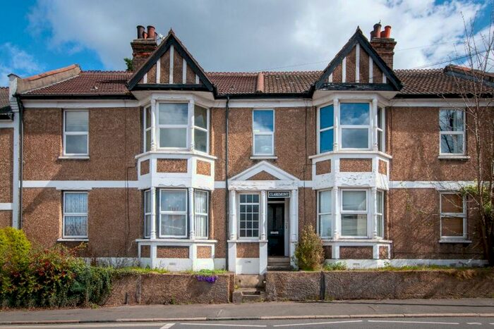 2 Bedroom Flat To Rent In Claremont Villas, Sanderstead Road, South Croydon, CR2