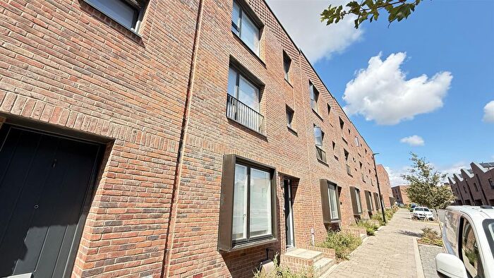 4 Bedroom Terraced House To Rent In Mansell Street, Patchway, Bristol, BS34
