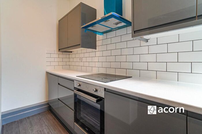 1 Bedroom Flat To Rent In Camberwell Road London, SE5