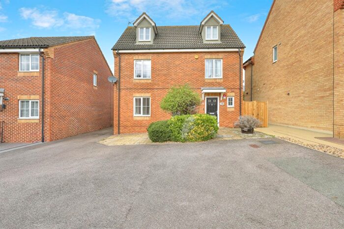 5 Bedroom Detached House For Sale In Maye Dicks Road, Rushden, NN10