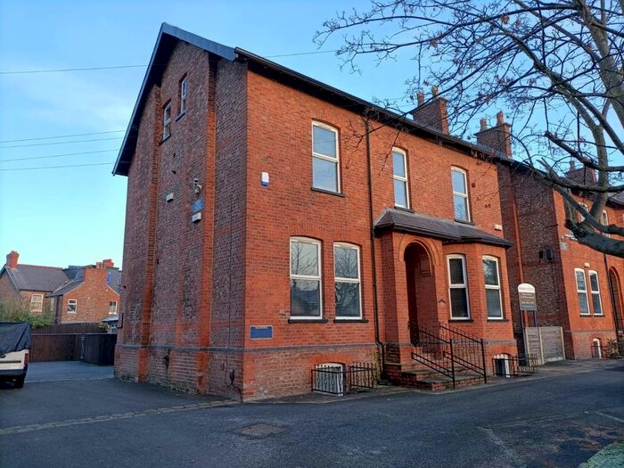 1 Bedroom Flat To Rent In Barrington Road, Altrincham, WA14