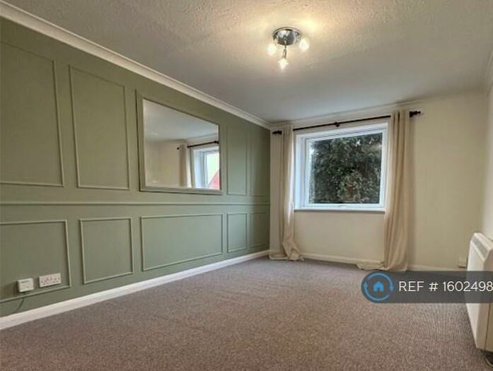 1 Bedroom Flat To Rent In Tippett Rise, Reading, RG2