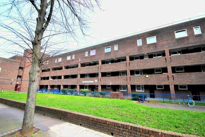 1 Bedroom Flat To Rent In Gibson Road, London, SE11