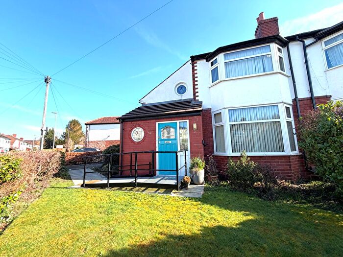 3 Bedroom Semi Detached House To Rent In Kingsfield Drive, Manchester, M20