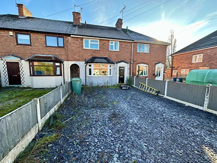 3 Bedroom Town House For Sale In Izaak Walton Close, Stafford, Staffordshire, ST16