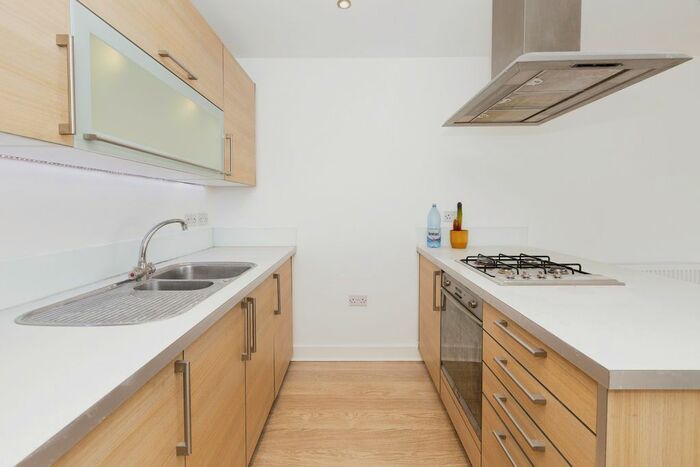 2 Bedroom Flat To Rent In Maud Road, London, E10