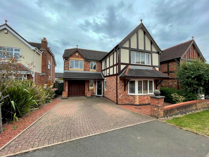 4 Bedroom Detached House To Rent In Shaftesbury Close, Priorslee, Telford, Shropshire, TF2