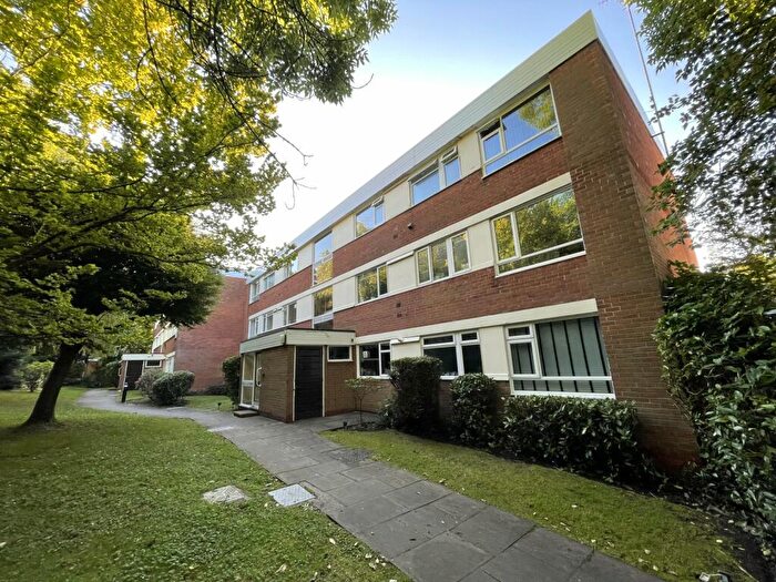 2 Bedroom Flat To Rent In Michael Court, Bristol Road, Birmingham, West Midlands, B5