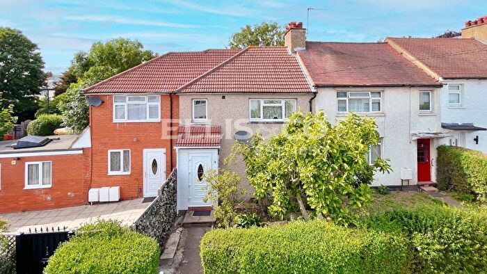 3 Bedroom Terraced House To Rent In Berry Way, London, W5