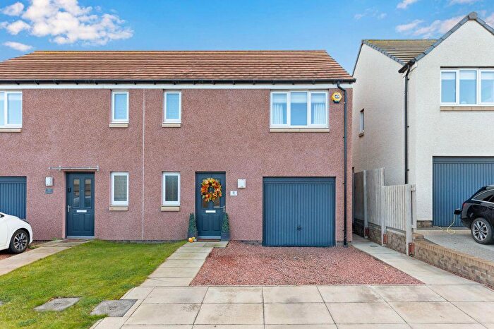 3 Bedroom Semi-Detached House For Sale In Innes Neuk, Wallyford, EH21