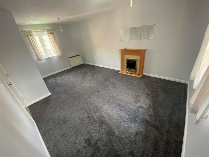 2 Bedroom Flat To Rent In B Bristol South End, Bedminster, Bristol, BS3
