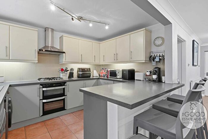 3 Bedroom Terraced House For Sale In Gladstone Road, Buckhurst Hill, IG9