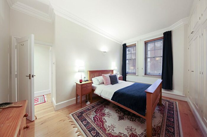 2 Bedroom Flat To Rent In St. John's Wood High Street, St John's Wood, NW8