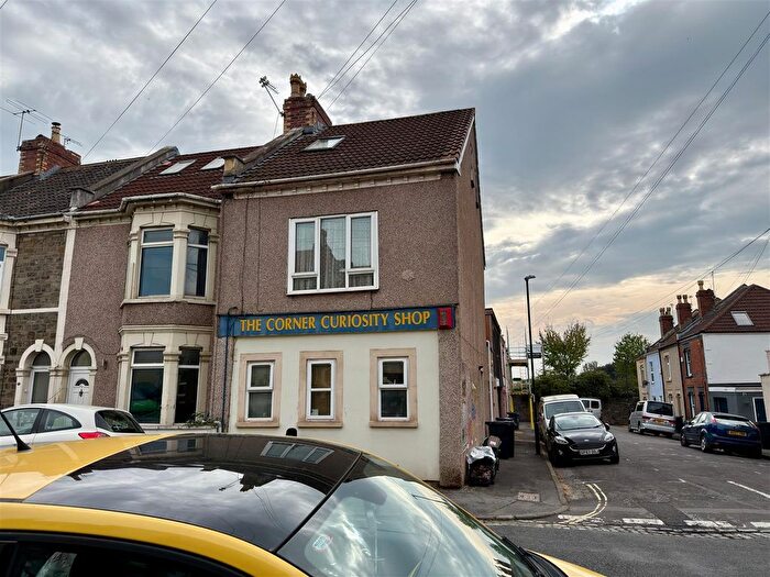 2 Bedroom Flat To Rent In Avonvale Road, Redfield, Bristol, BS5