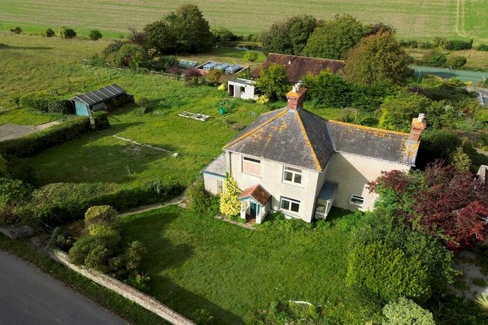 4 Bedroom Detached House For Sale In Starley Cottage, Eartham, Chichester, West Sussex, PO18
