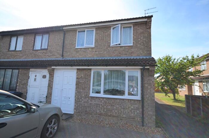 3 Bedroom House To Rent In Northfield Park, Soham, CB7