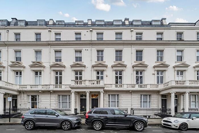 1 Bedroom Flat For Sale In Randolph Avenue, Little Venice, W9