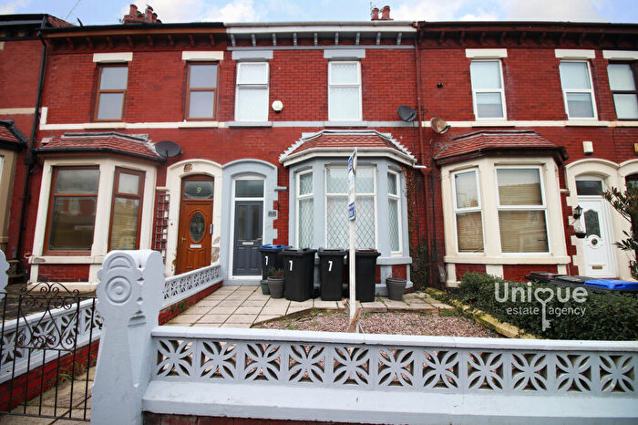 4 Bedroom Terraced House For Sale In Leeds Road, Blackpool, FY1