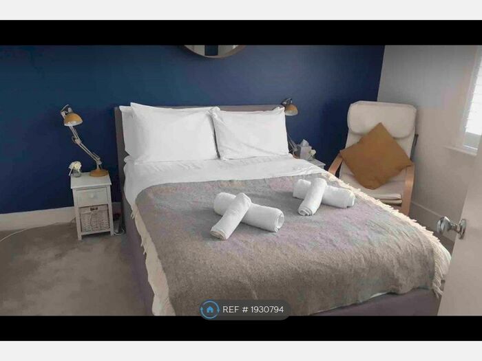 1 Bedroom Flat To Rent In Queen's Park Road, Brighton, BN2