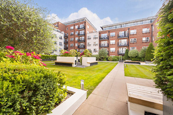 2 Bedroom Flat To Rent In Earlsfield House, Royal Quarter, KT2