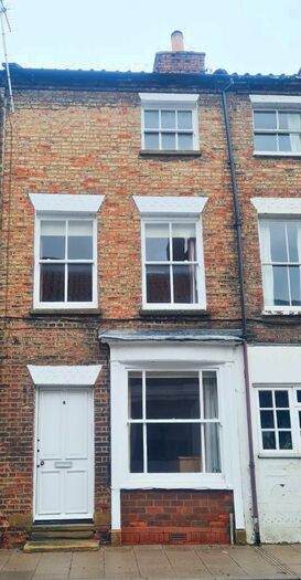 3 Bedroom Town House To Rent In West Street, Horncastle, LN9