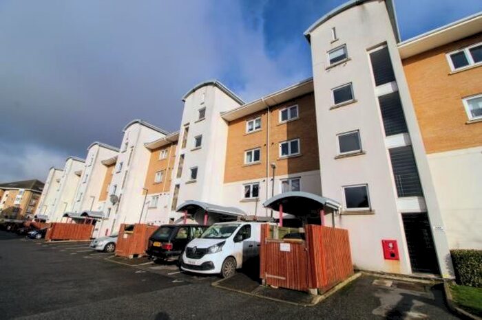 2 Bedroom Flat For Sale In Chichester Wharf, Erith, DA8