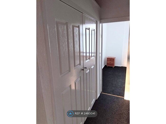 1 Bedroom Flat To Rent In Wellington Road, Eccles, Manchester, M30