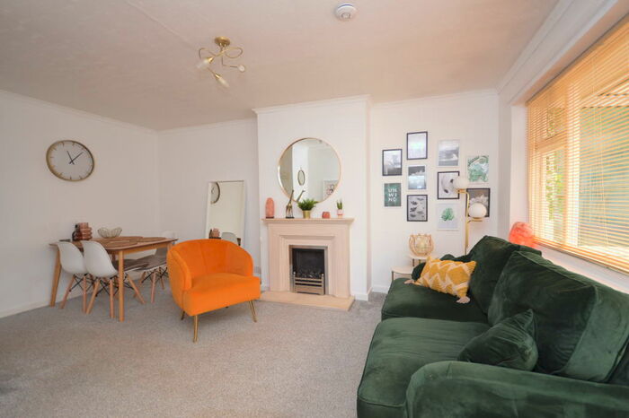 2 Bedroom Bungalow To Rent In Gotch Road, Barton Seagrave, Kettering, NN15