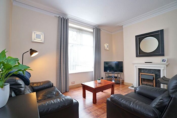 1 Bedroom Flat To Rent In Union Grove, City Centre, Aberdeen, AB10