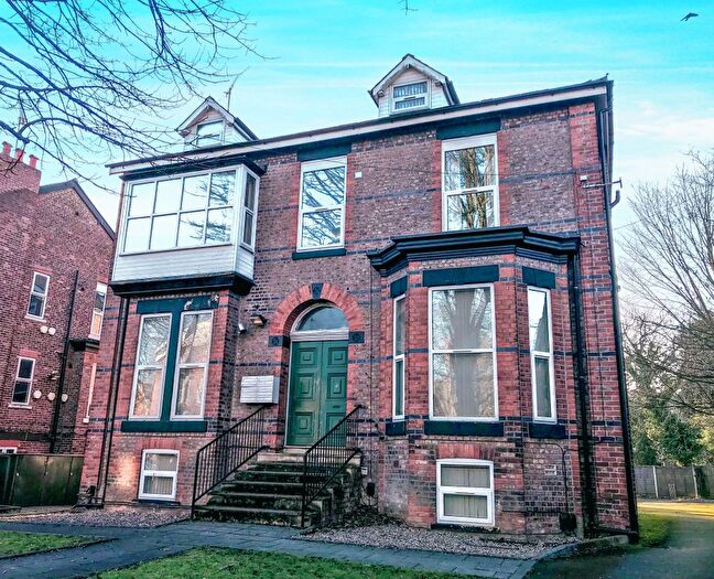 2 Bedroom Flat To Rent In Bed –, Derby Road, Withington, M14