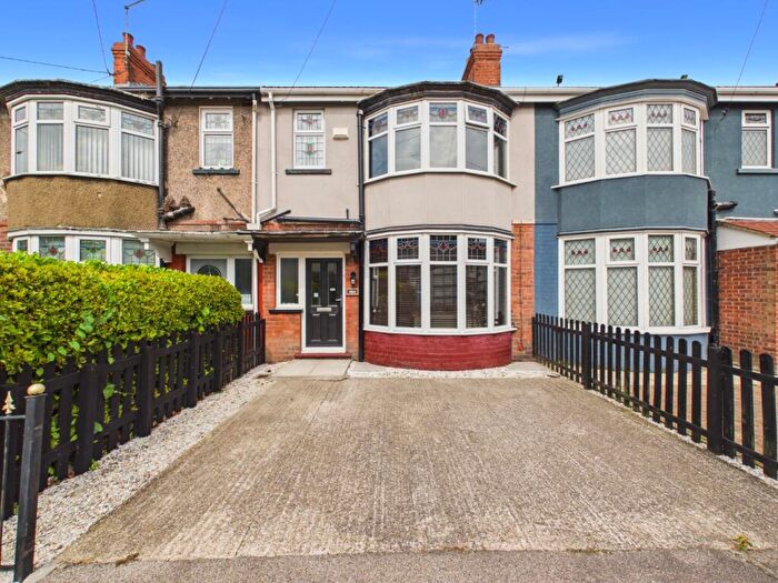 3 Bedroom Terraced House For Sale In Lake View, Hull, HU8