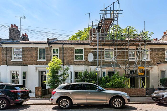 3 Bedroom Terraced House For Sale In Chatham Place, London, E9