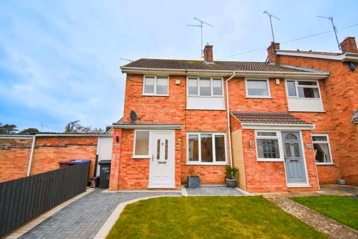 3 Bedroom House To Rent In Kingsthorpe, NN2