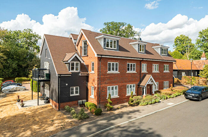 2 Bedroom Penthouse For Sale In Bryan Gardens, Binfield, Bracknell, Berkshire, RG42