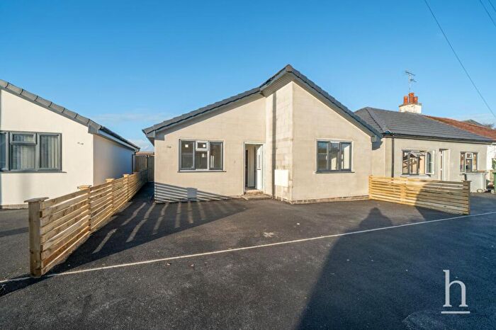 2 Bedroom Detached Bungalow For Sale In Hopfield Road, Moreton, CH46