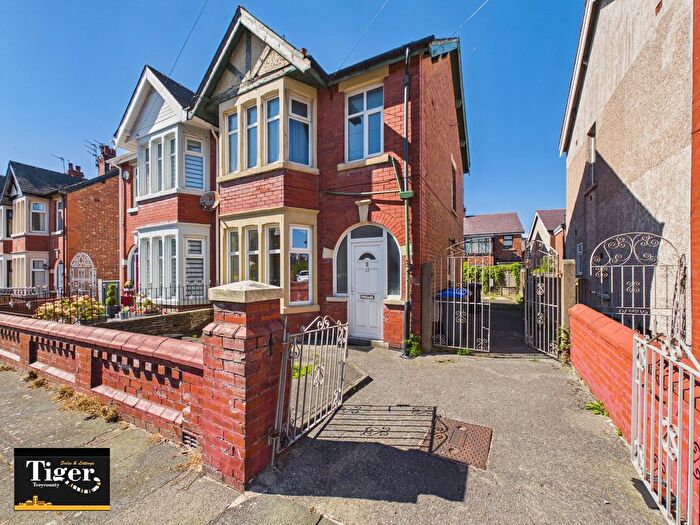 1 Bedroom Flat For Sale In Laurel Avenue, Blackpool, FY1