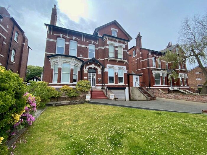 2 Bedroom Flat To Rent In York Road, Southport, Merseyside., PR8