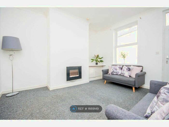 2 Bedroom Terraced House To Rent In Kime Street, Burnley, BB12