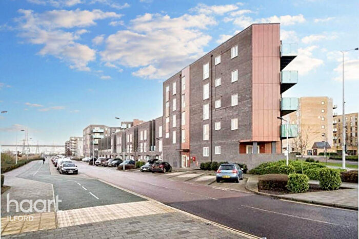 2 Bedroom Apartment For Sale In Minter Road, Barking, IG11