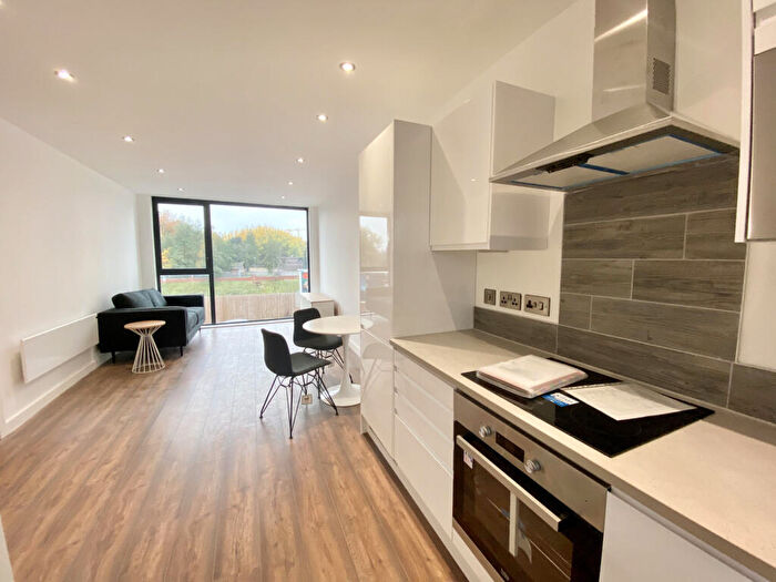 1 Bedroom Flat To Rent In Lower Broughton Road, Salford, M7