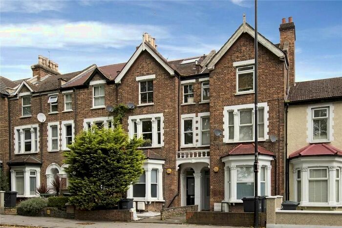 2 Bedroom Flat To Rent In Station Road, Alexandra Park, N22