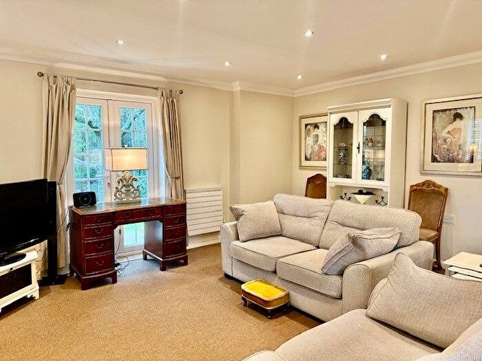 3 Bedroom Bungalow To Rent In Tunbridge Wells, TN3