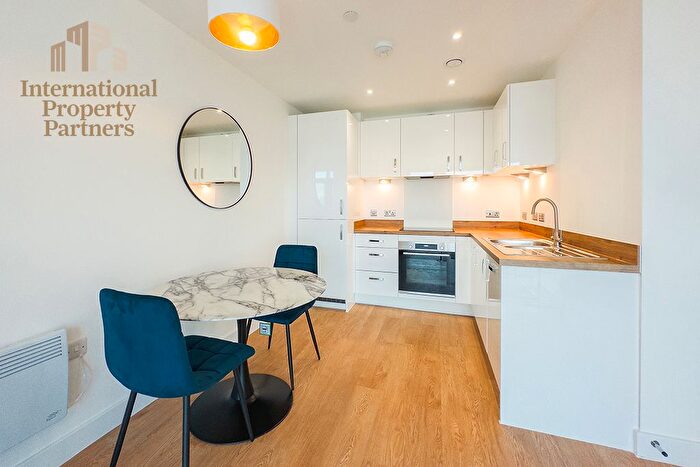1 Bedroom Flat To Rent In Grapnel Apartments, Furness Quay, Salford, M50