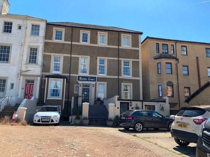 1 Bedroom Flat To Rent In - Marine Parade, Hythe, CT21