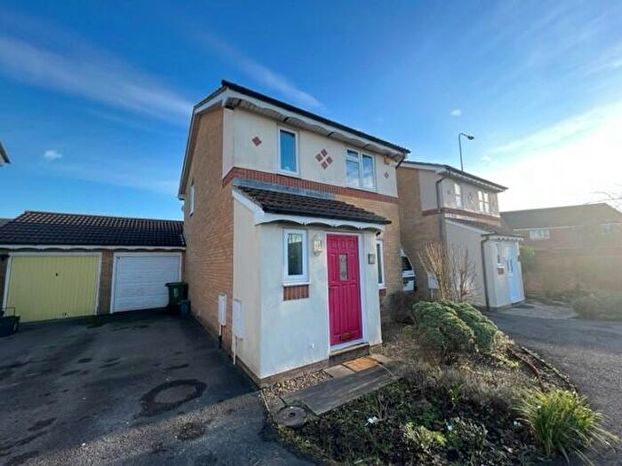 3 Bedroom Detached House To Rent In Hawkins Crescent, Bradley Stoke, Bristol, BS32