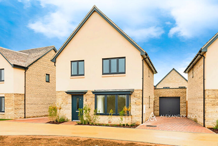 4 Bedroom Detached House To Rent In Spring Drive, Elmsbrook, Bicester, OX27