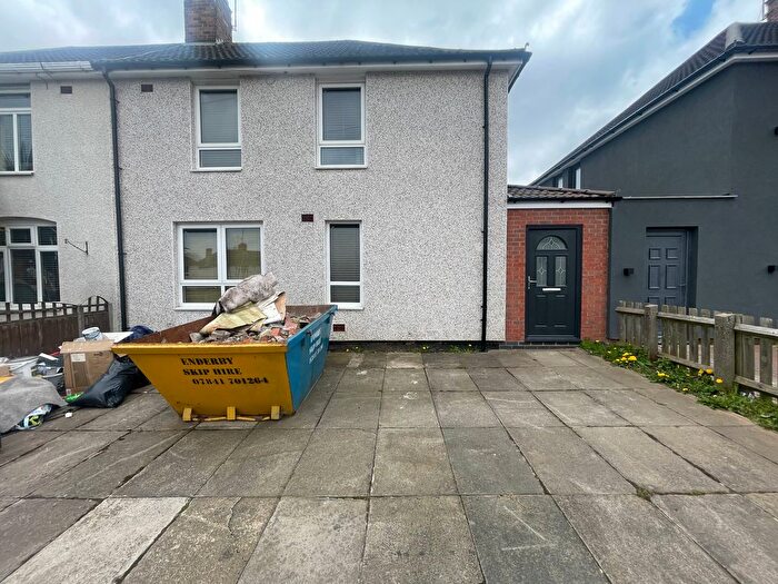 3 Bedroom Semi-Detached House To Rent In Littlegarth, Leicester, LE2