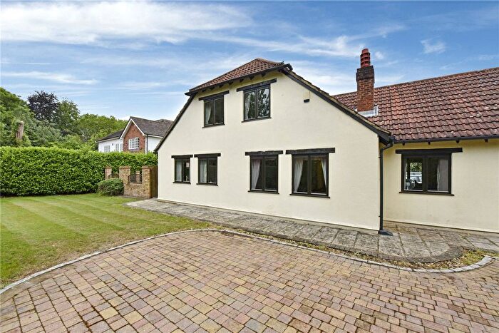 4 Bedroom Semi-Detached House To Rent In Magna Carta Lane, Wraysbury, Staines-Upon-Thames, Middlesex, TW19